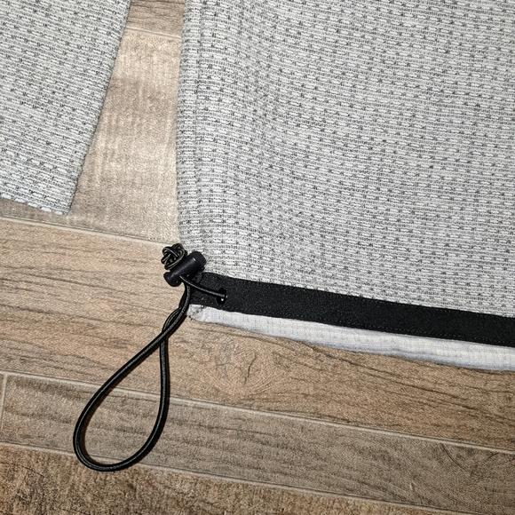 Adidas Zippered Pullover Sweatshirt Size Medium - Picture 3 of 9